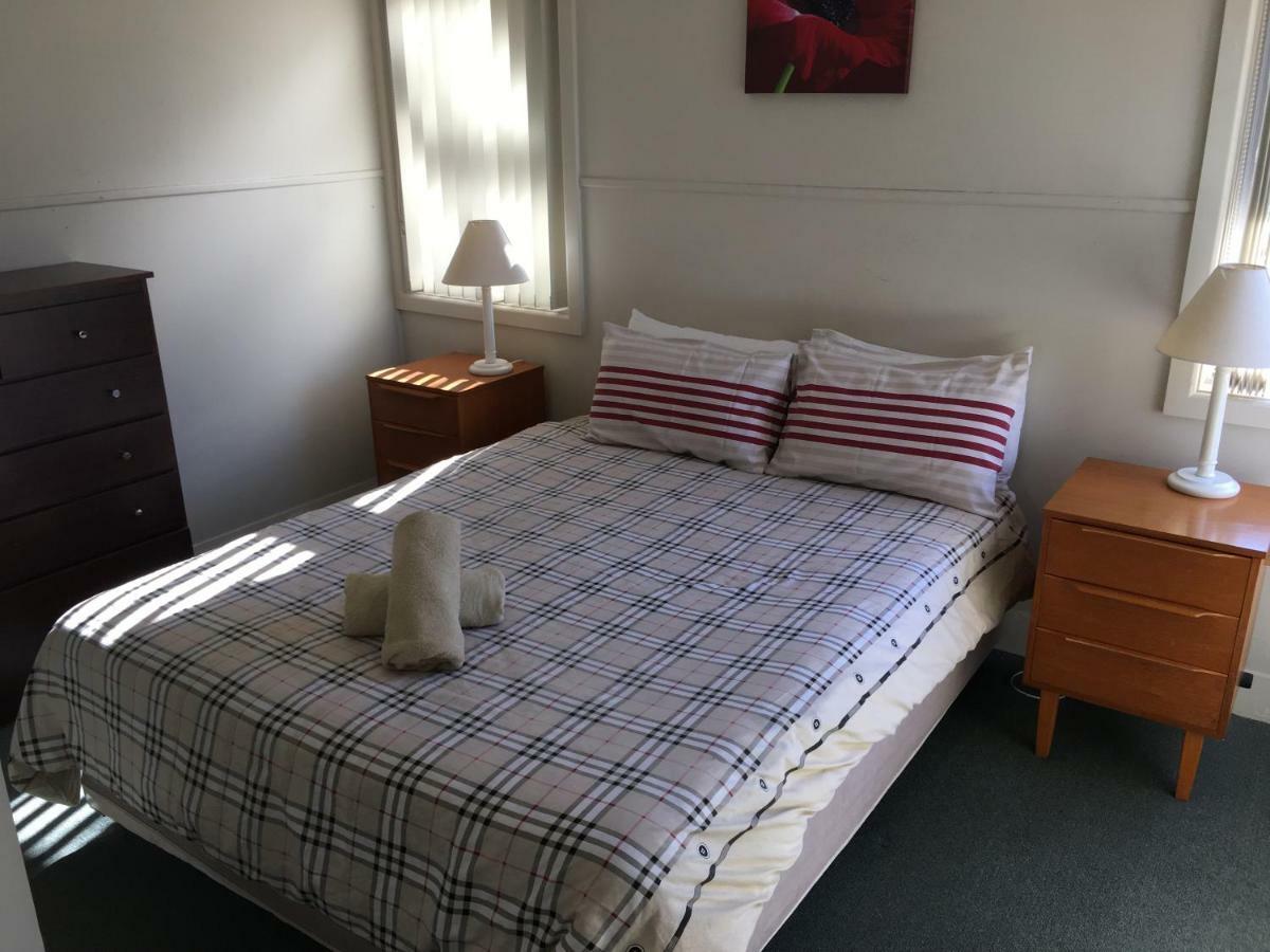 Kickback Cottages レイクス・エントランス エクステリア 写真